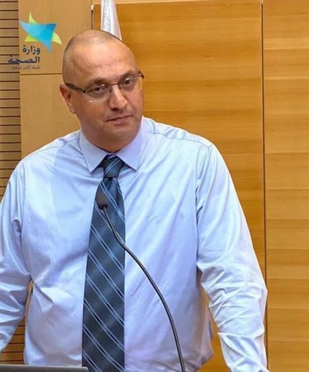 البروفيسور يوسف مشهراوي: لا أرى سببا في رفض المعلمين للتطعيم